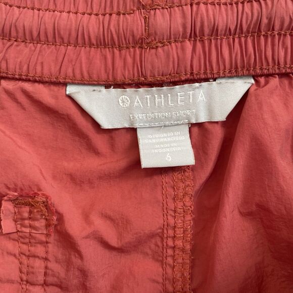 Athleta Etruscan Red Shorts Size 6 Lightweight Recycled Nylon Expedition 2.5” - Picture 3 of 6